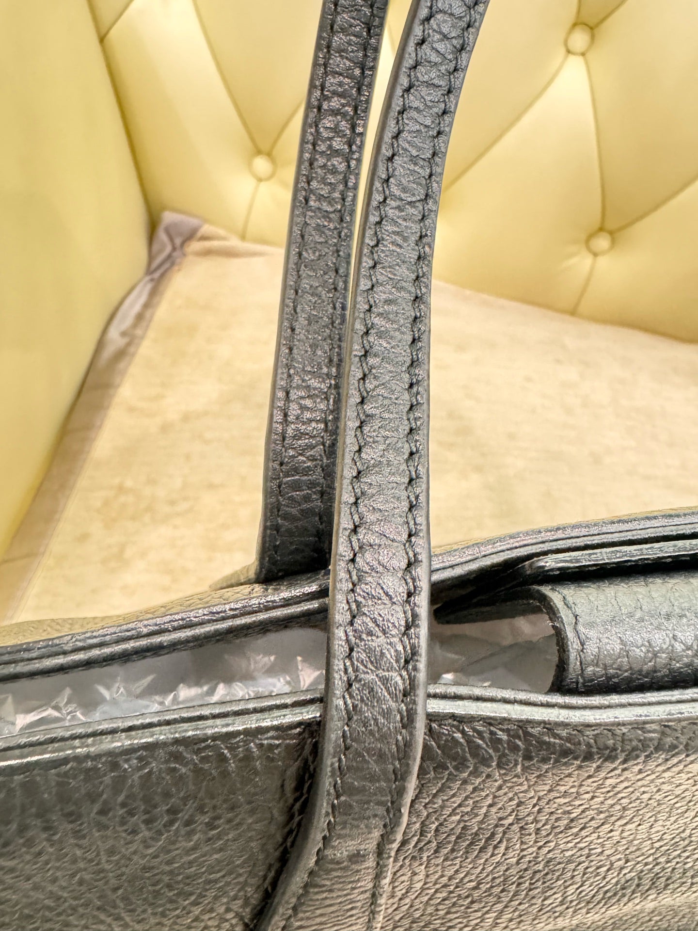 Gucci Black Length 27 x Width 15 x Height 24 cm